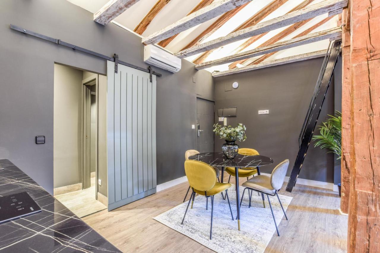 Ferienwohnung Gran Via Rustico -No Ascensor- Madrid Exterior foto